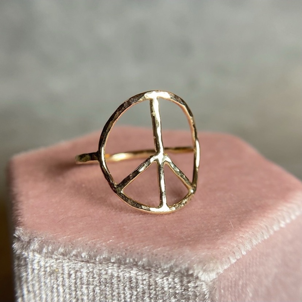 14k Gold Peace symbol ring, handmade peace ring, classy ring for women NWT